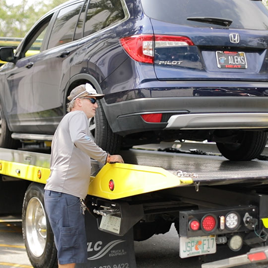 Get a Quote For Auto Transport With Dependable Tow
